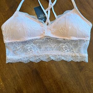 Abercrombie & Fitch Lace Bralette in Light Pink